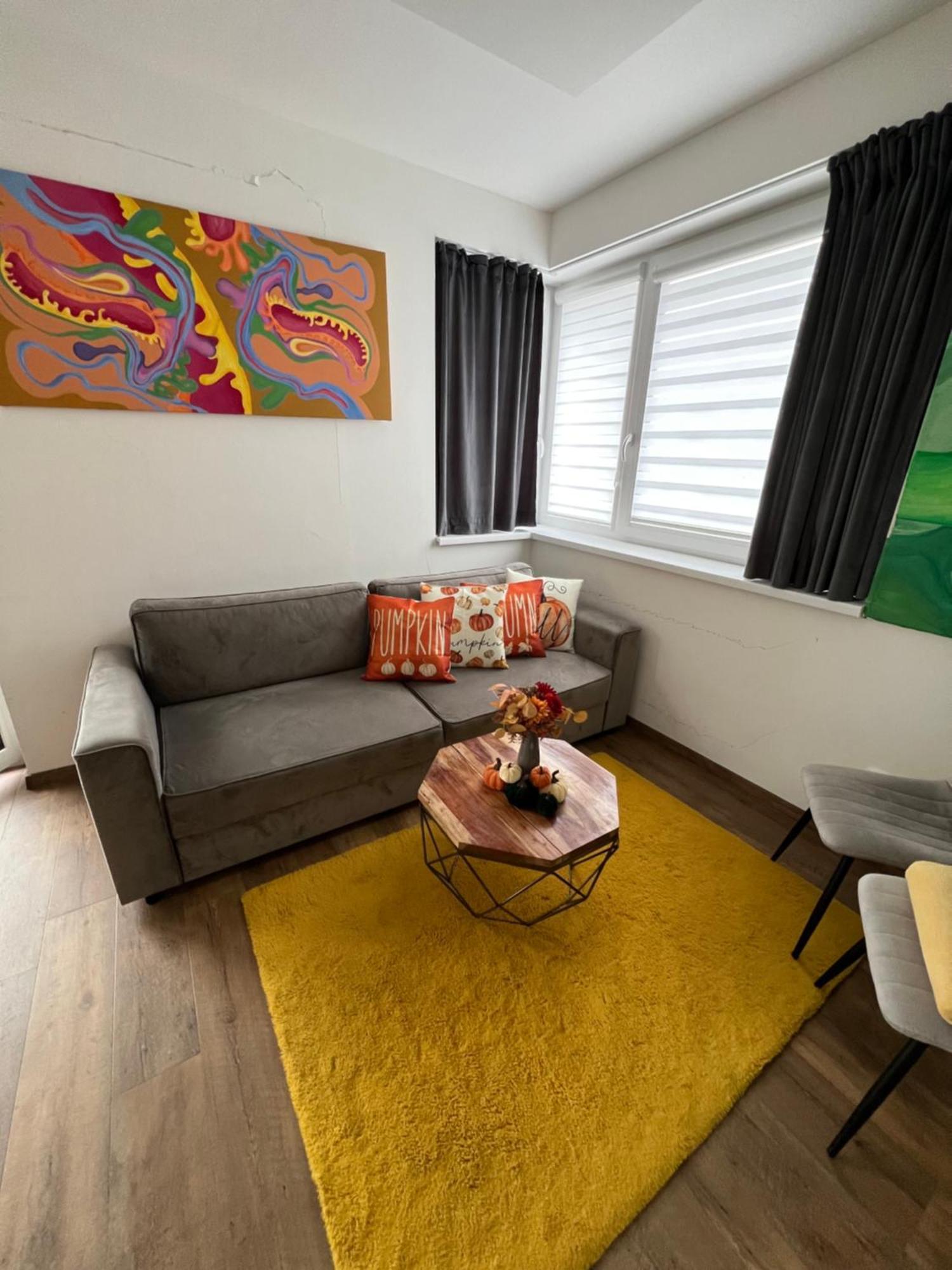 M.K. Apartment โปปรัด ภายนอก รูปภาพ